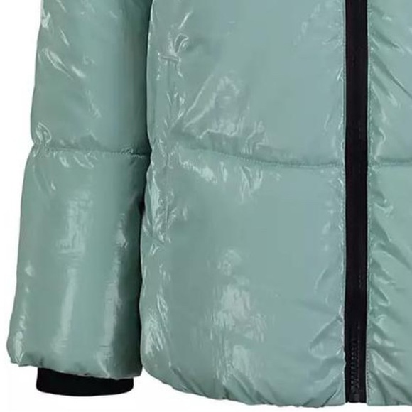 NWT Calvin Klein Jeans Kids Liquid Shine Aquifer Puffer Jacket Size 4 New - Picture 9 of 9